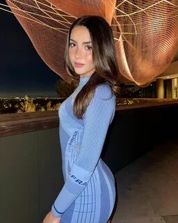 Andrea Botez Instagram 
