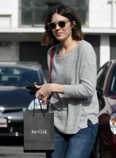 Mandy Moore in Jeans -01 GotCeleb