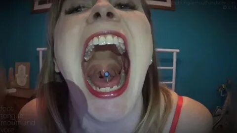 nice-english-giantess-eats-you-all-up-foottonguemouthvore.mp4Size. 