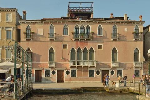 File:Palazzo Fondamenta Zattere 919-922 Canale Giudecca Vene