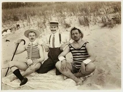 Vintage beach photo Men's bathing suits Maillot de bain, Pho