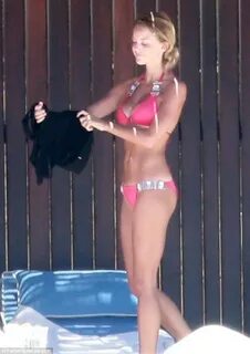 Brody Jenner hits the beach with bikini-clad belle Kaitlynn 