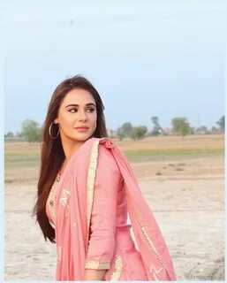 Mandy Takhar Wallpapers.