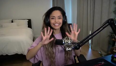 Streamer Wiki: Valkyrae ⇒ Biography, earnings & more!