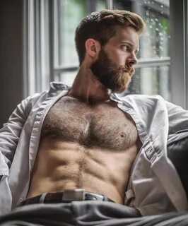 Pin by NBS on open shirt in 2019 Scruffy men, Otter man, Bea