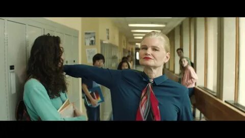 Who Is The Teacher In The Downy Unstopables Commercial