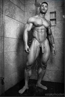 Naked Fun With Uncut Muscle Man Gianluigi Volti - Gay Body B