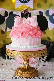 Minnie mouse inspired baby bib,1st birthday minnie mouse ins