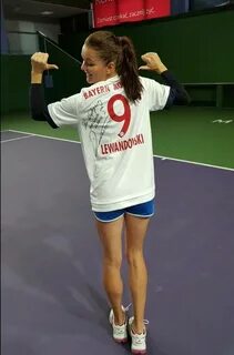 Aga Radwanska on Tennis players female, Tennis players, Spor