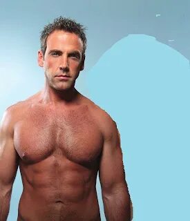 Eyecons: FRIDAY FAB 40+ CARLOS PONCE