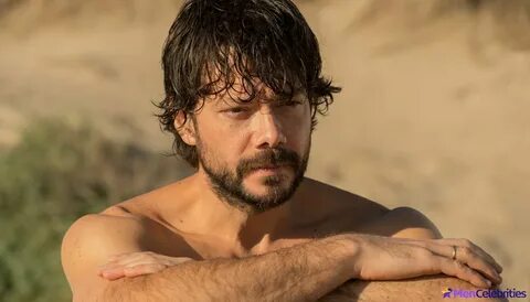 Alvaro Morte Uncensored Nude Scenes & Shirtless Beach Photos