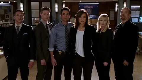 File:Law & Order SVU 16.jpg - Wikipedia