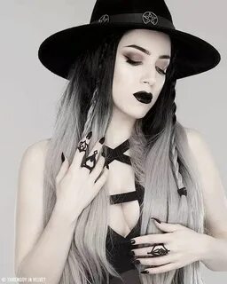 Pin by Carlos A.B.A. on Witch Witch hair, Goth beauty, Hair 