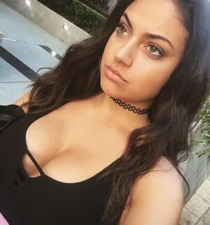 Inanna Sarkis Sexy Pictures (39 pics) - OnlyFans Leaked Nude