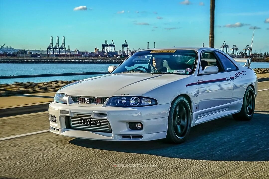 r33gtr get as much love? . @craftpreplife @gtr @gtr_registry @nissangtrpage...