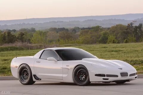 White Chevrolet C5 Z06 Corvette - CCW Classic Wheels