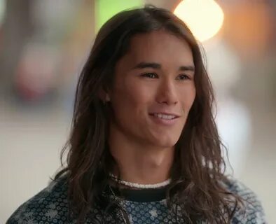 Booboo Stewart: 13 facts about the Julie and the Phantoms ac