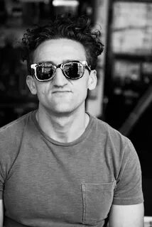 Casey Neistat Style Related Keywords & Suggestions - Casey N