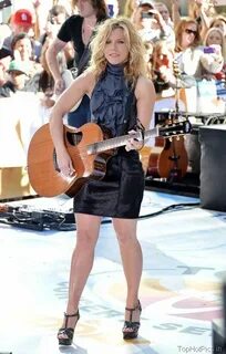 Kimberly Perry Hot - Bing Images The band perry, Women in mu