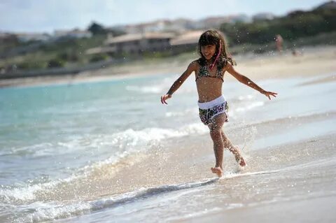 Strand-Urlaub mit Kind in der West-Algarve: Was Eltern über 