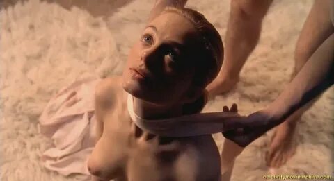Hot Heather Graham Nude In Explicit Sex Scenes