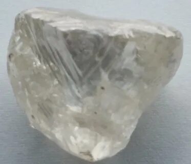 Minerales estratégicos Diamantes en bruto.