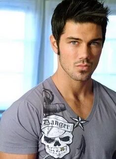 Ryan Paevey Ryan paevey, Long sleeve tshirt men, Male fitnes