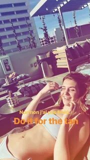 обор пубертет Мързелив sophie nelisse bikini Reпаста кран Ро