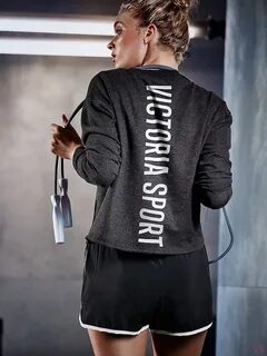 Crewneck sweatshirt - спортивные топы, майки, футболки Викто