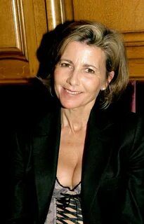 Claire Chazal en 10 tenues sexy et parfois mini-polémiques - La Libre.
