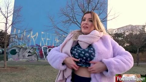 Askinggirla to show boobs for money uncensored