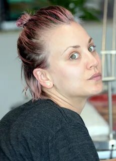 Kaley Cuoco W/No Makup Getting Her Nails Done Then Out In St