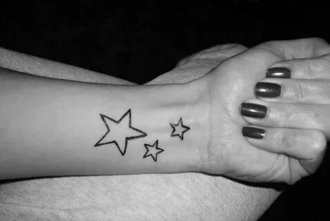 Stelle.. Star tattoo on wrist, Wrist tattoos for women, Wris