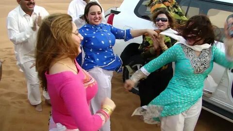 pashto singer nello dance/pashto new local dance 2018 nadia 