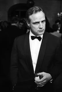 Cool Pictures Marlon brando, Movie stars, Marlon