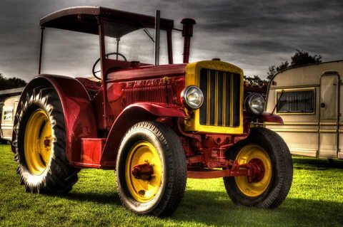 Red Tractor Wallpapers - Wallpaper Cave