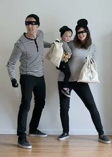 Trio Halloween costumes - super cool ideas for families with