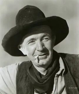 Walter Brennan Classic film stars, Movie stars, Classic holl