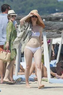 Melissa George in bikini at a beach in St Tropez-06 GotCeleb