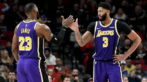 LeBron James, Anthony Davis and other Lakers share message o