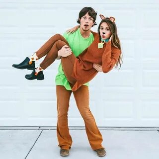 Scooby Doo & Shaggy Halloween Costume ig: @kaitlynoelle Easy