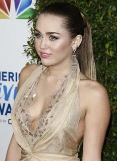 Miley Cyrus' Nice Inside Under Boobs @ Platinum-celebs.com