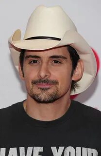 Pictures of Brad Paisley