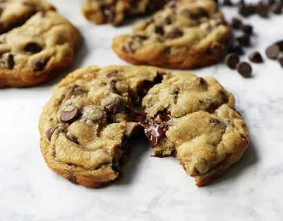 The BEST Chocolate Chip Cookie Recipe. How to make the best 
