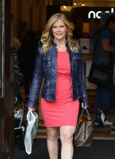 ALISON SWEENEY Leaves Barnes and Noble at Union Square in Ne