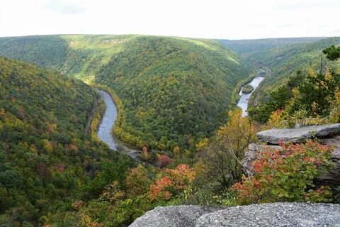 7 Eye-Catching Poconos Fall Foliage Scenic Drives