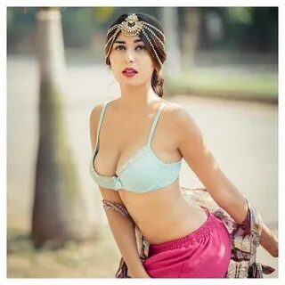 Ruma Sharma photos: Latest hot, sexy and bikini pics, HD wal