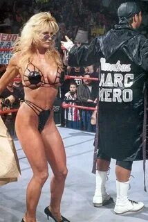 Sable Pro Wrestling - WWE Diva Sable (Rena Lesnar) HOT & Cig