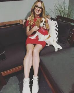 Kat Timpf on Twitter: "We’re matching bc we’re in a relation