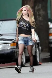 Avril Lavigne (@black_starlittl) Твиттер (@black_starlittl) — Twitter